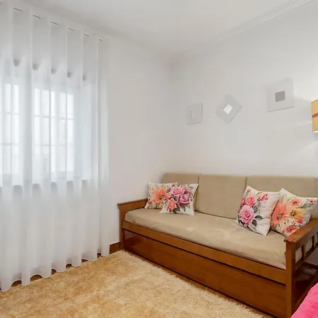 Apartman Solar Do Diabrete T0 *
